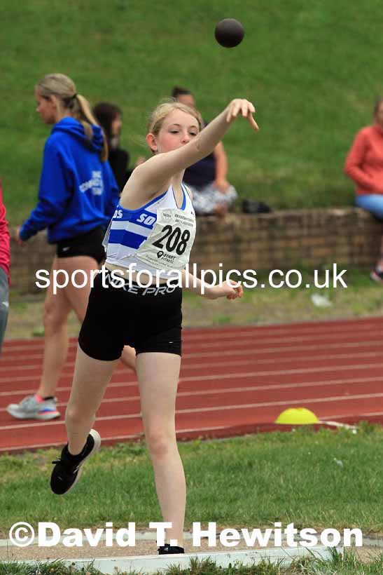 Shot putt, 2022 NEGP Monkton 5, Wednesday, July 20th. Photo: David T. Hewitson/Sports for All Pics